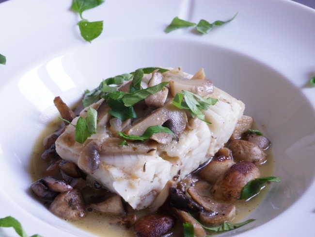 Filets de colin à la crème de champignons - Recette par Marcel en Cuisine