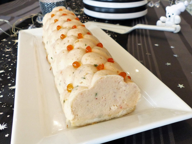 Bûche salée originale au saumon et aux crevettes - Recette par