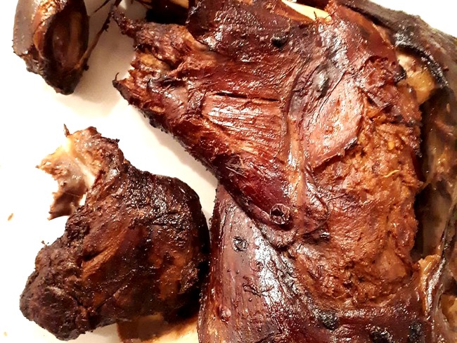 Epaule De Chevreuil Aux épices Mijotée 7 Heures Recette Par La Bonne Bouffe à Sam