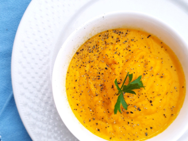 Soupe froide de carotte au lait de coco et citron vert - Recette par La