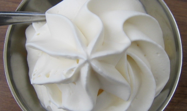 La Creme Liquide Fraiche Ou Longue Conservation Apporte Legerete Et Onctuosite A Vos Recettes De Quiches Gratins Et Desserts